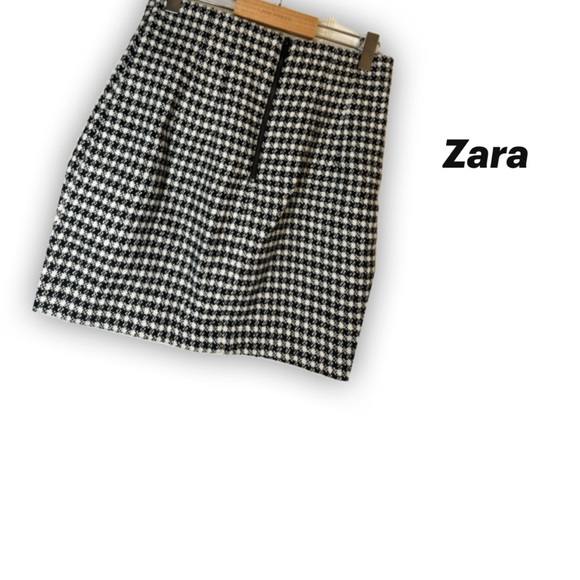 Zara Black and White Houndstooth Skirt - Picture 2 of 4